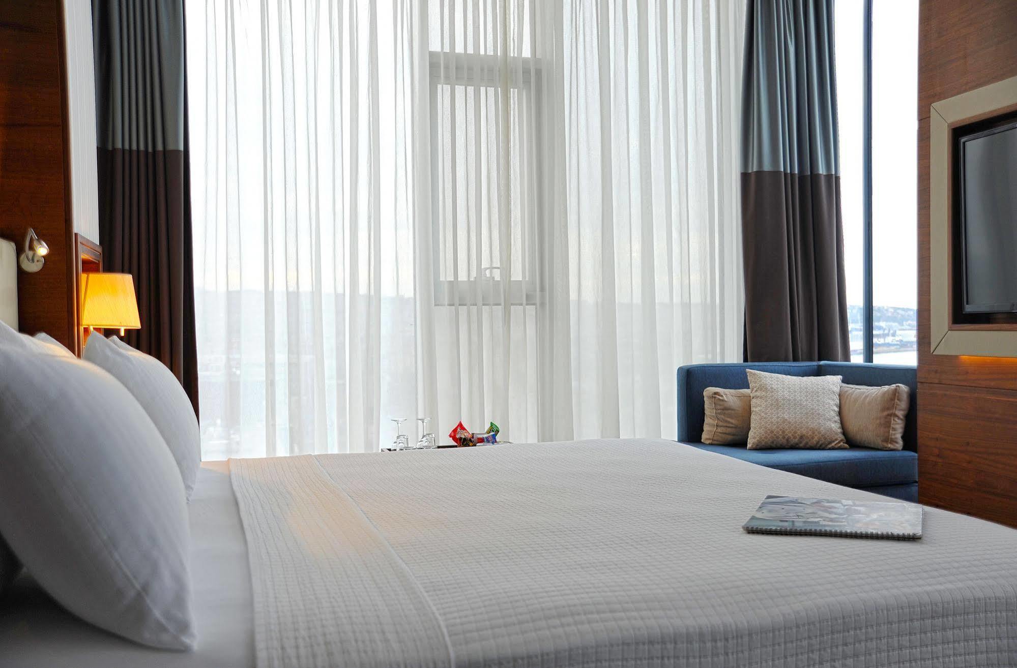 Anemon Grand Samsun Otel Exterior foto